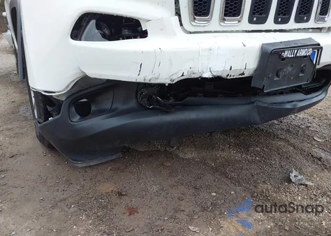 2016 Jeep Cherokee Latitude z USA, uszkodzony, nr VIN 1C4PJMCB0GW371893